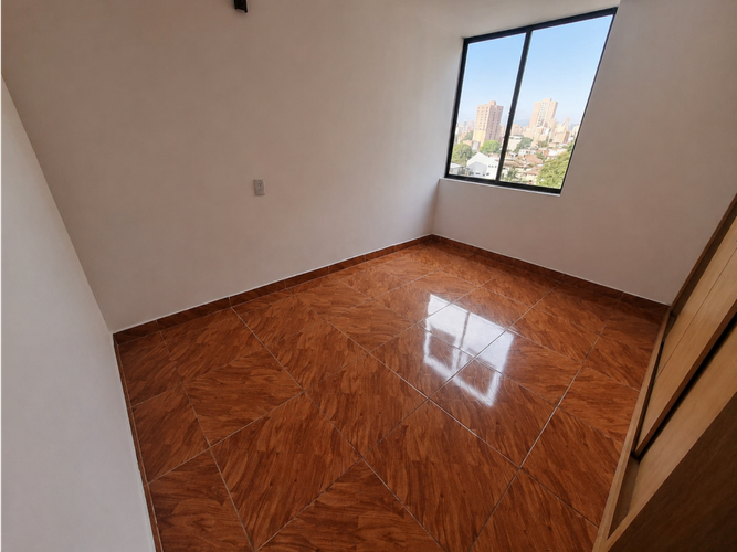 Apartaestudio en venta en Bolivariana, Medellín, 35 m² · foto 2 de 8