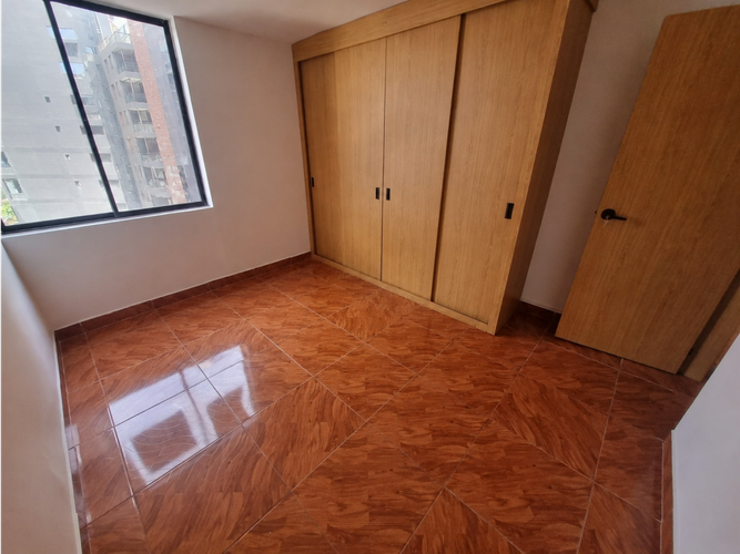 Apartaestudio en venta en Bolivariana, Medellín, 35 m² · foto 5 de 8