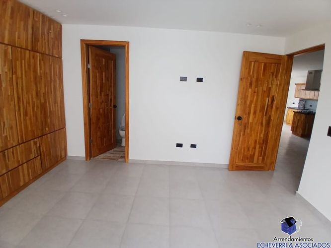 Apartamento de 2 alcobas en arriendo en Belén, Medellín, 76 m² · foto 5 de 9