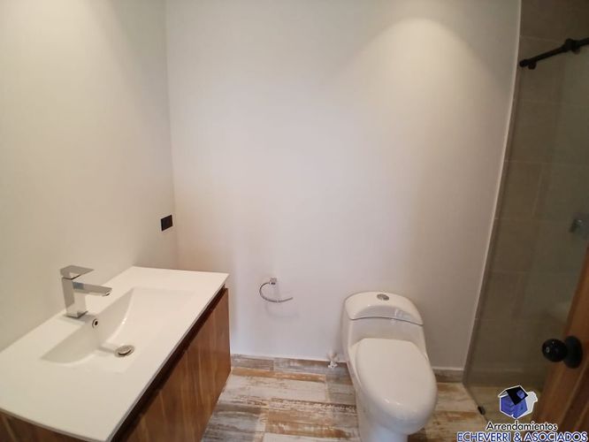 Apartamento de 2 alcobas en arriendo en Belén, Medellín, 76 m² · foto 9 de 9