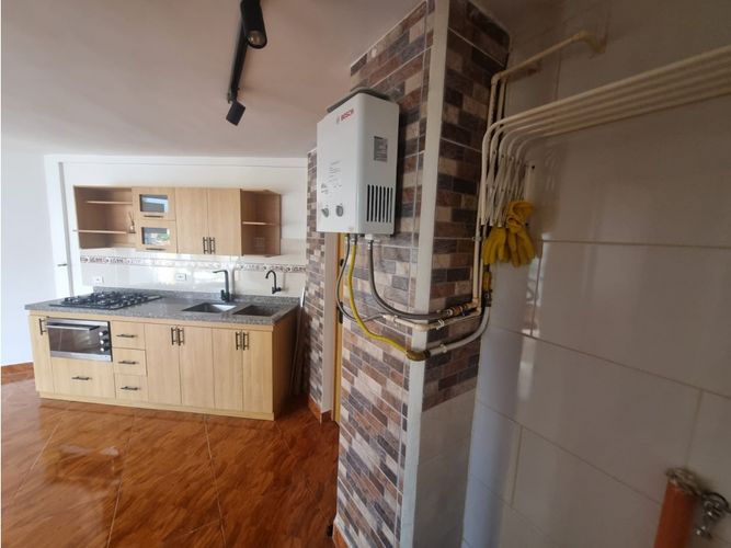 Apartaestudio en venta en Bolivariana, Medellín, 35 m² · foto 7 de 8