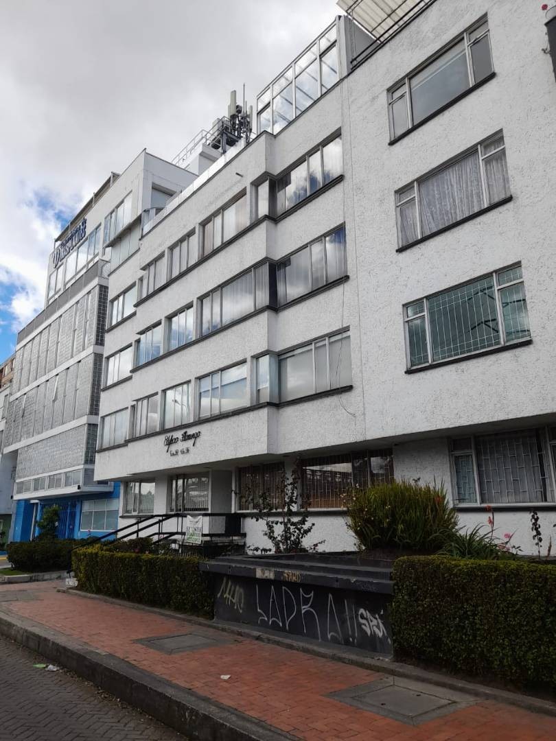 Apartamento en venta en Belalcazar, Bogotá · foto 2 de 24