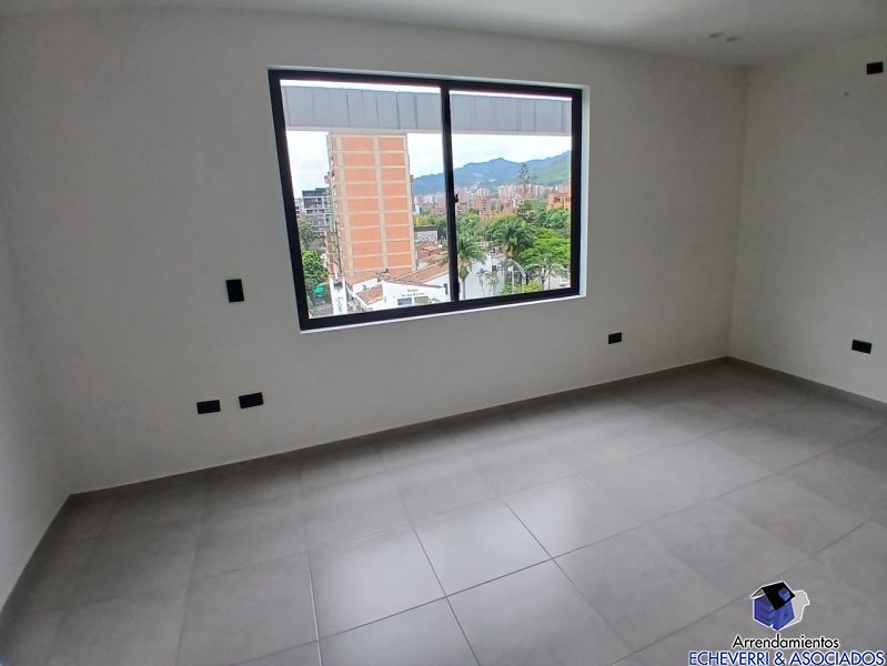 Apartamento en arriendo en Belén, Medellín · foto 4 de 9