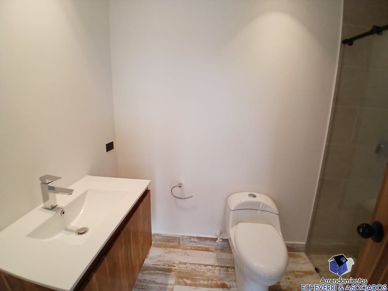 Apartamento en arriendo en Belén, Medellín · foto 9 de 9