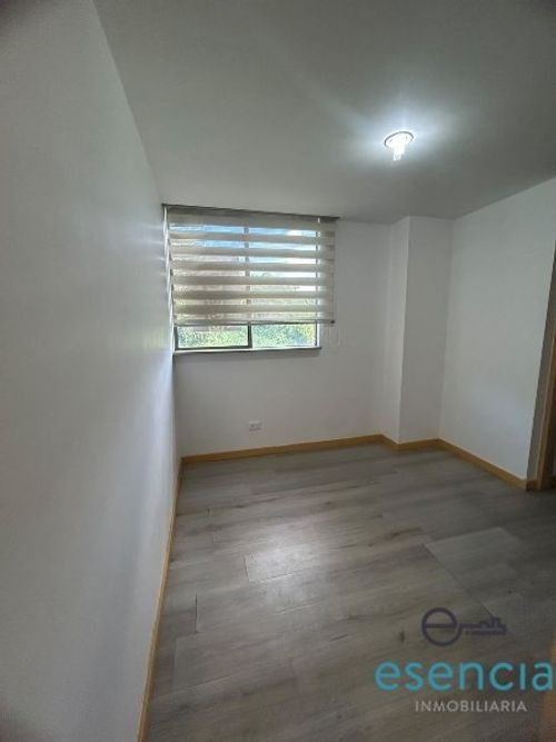 Apartamento de 3 alcobas en arriendo en Castropol, Medellín, 80 m² · foto 10 de 16