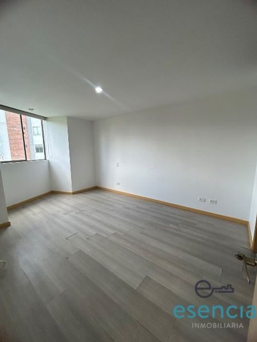 Apartamento de 3 alcobas en arriendo en Castropol, Medellín, 80 m² · foto 12 de 16