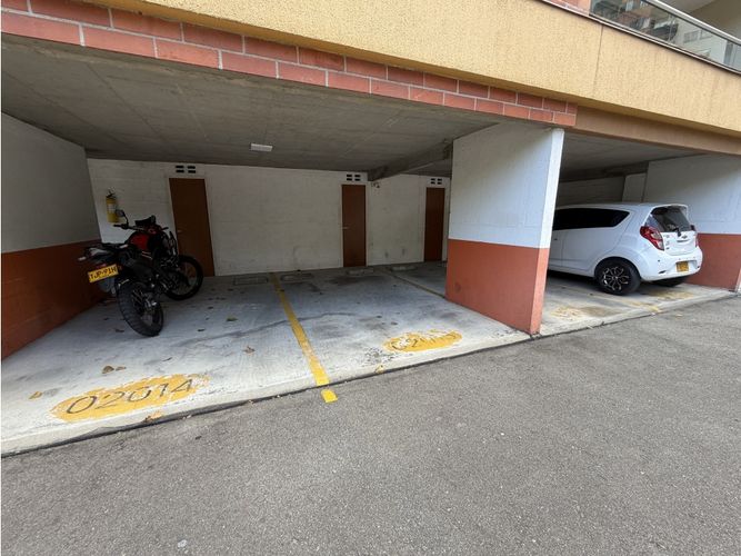 Apartamento en venta en La Pilarica, Medellín · foto 16 de 18