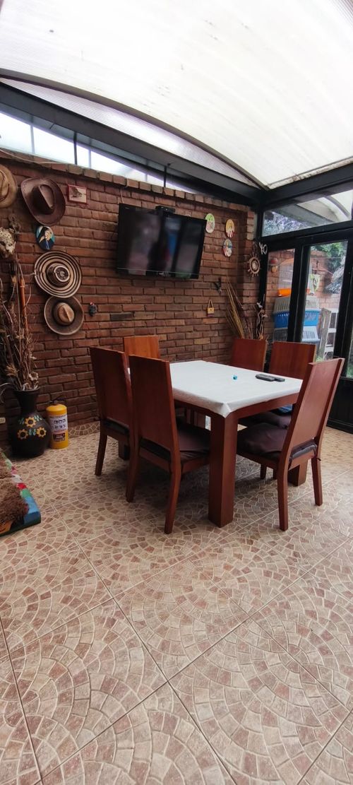 Casa de 5 alcobas en venta en Las Villas, Bogotá, 370 m² · foto 12 de 24
