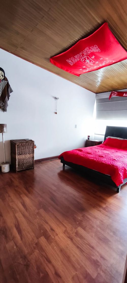 Casa de 5 alcobas en venta en Las Villas, Bogotá, 370 m² · foto 16 de 24