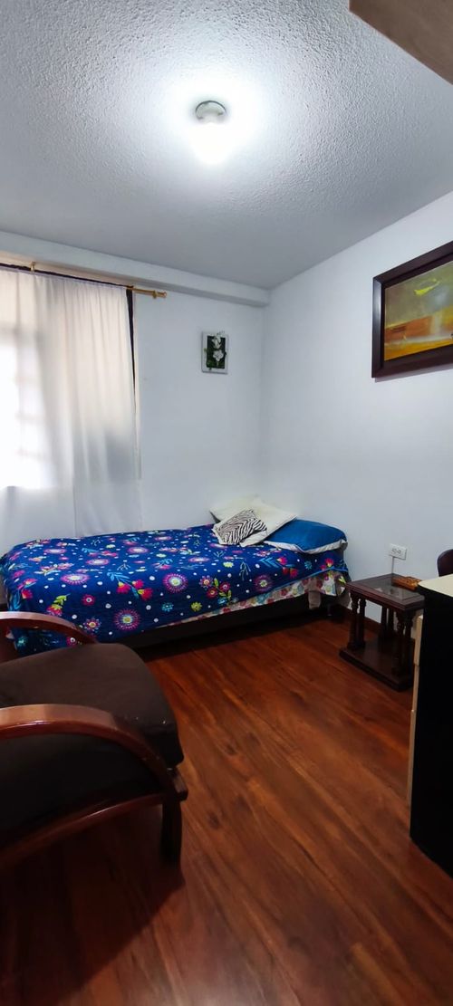 Casa de 5 alcobas en venta en Las Villas, Bogotá, 370 m² · foto 18 de 24