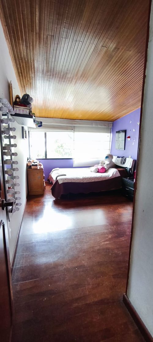 Casa de 5 alcobas en venta en Las Villas, Bogotá, 370 m² · foto 20 de 24