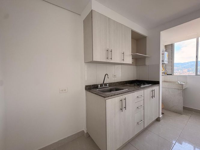 Apartamento de 2 alcobas en arriendo en Aliadas Del Sur, Sabaneta, 55 m² · foto 3 de 14