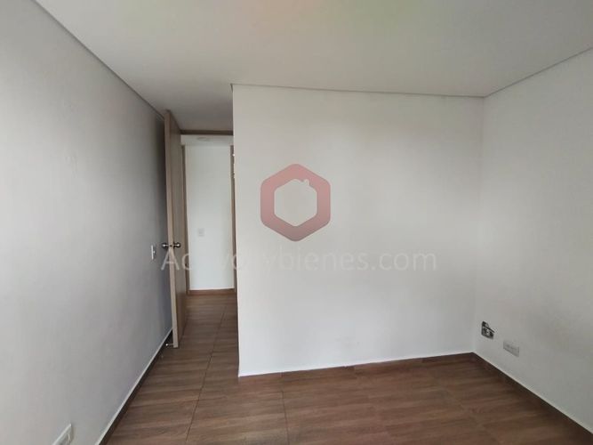 Apartamento de 3 alcobas en venta en El Tambo, La Ceja, 58 m² · foto 10 de 24