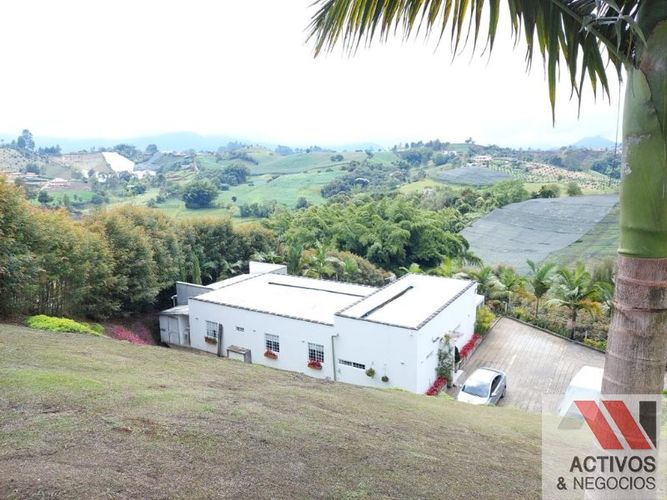 Casa de 4 alcobas en venta en El Carmen De Viboral, El Carmen de Viboral · foto 23 de 24