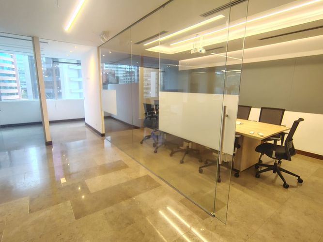 Oficina en arriendo en El Poblado, Medellín, 155 m² · foto 9 de 14