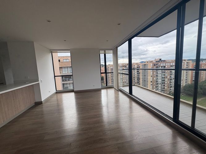 Apartamento de 3 alcobas en venta en Mazuren, Bogotá, 93 m² · foto 2 de 22