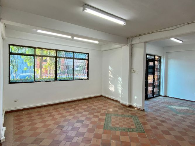 Bodega en arriendo en La Concepcion, Barranquilla, 580 m² · foto 2 de 12