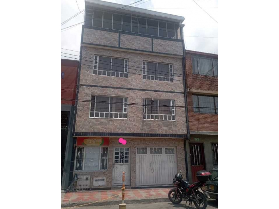 Casa en venta en Santander, Bogotá · foto 2 de 12
