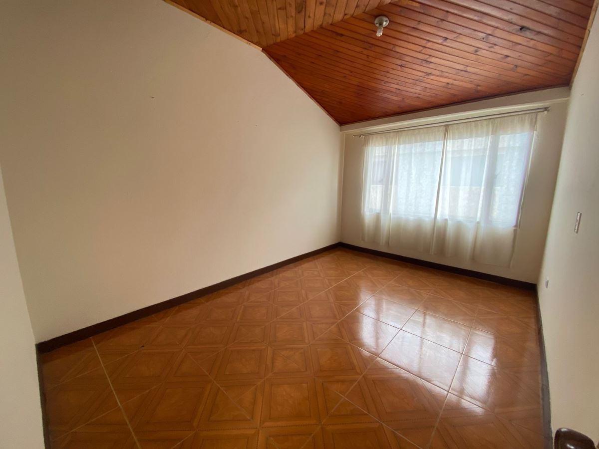 Casa en venta en La Estacion, Cajicá · foto 8 de 14