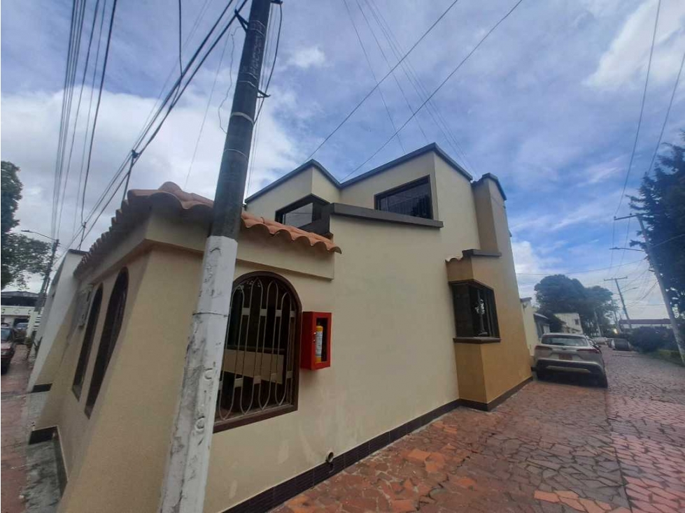 Casa en venta en Castilla, Bogotá · foto 4 de 24