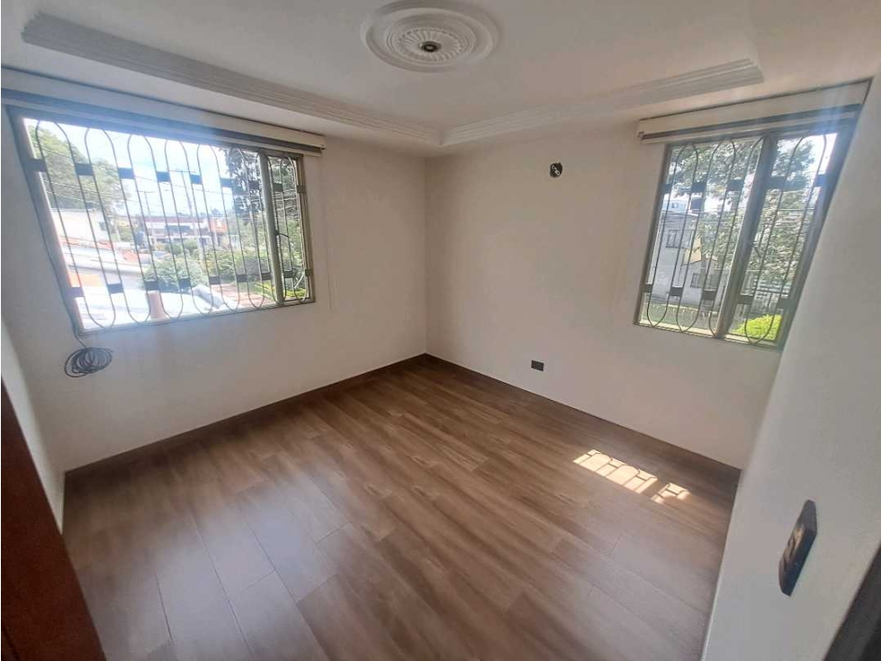 Casa en venta en Castilla, Bogotá · foto 10 de 24