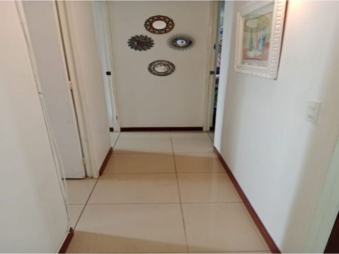 Apartamento en venta en Loma De Los Bernal, Medellín · foto 16 de 18