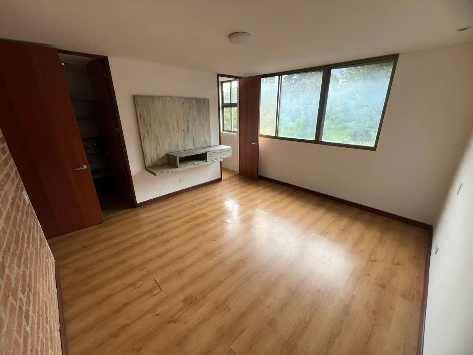 Apartamento en arriendo en San Lucas, Medellín · foto 10 de 11
