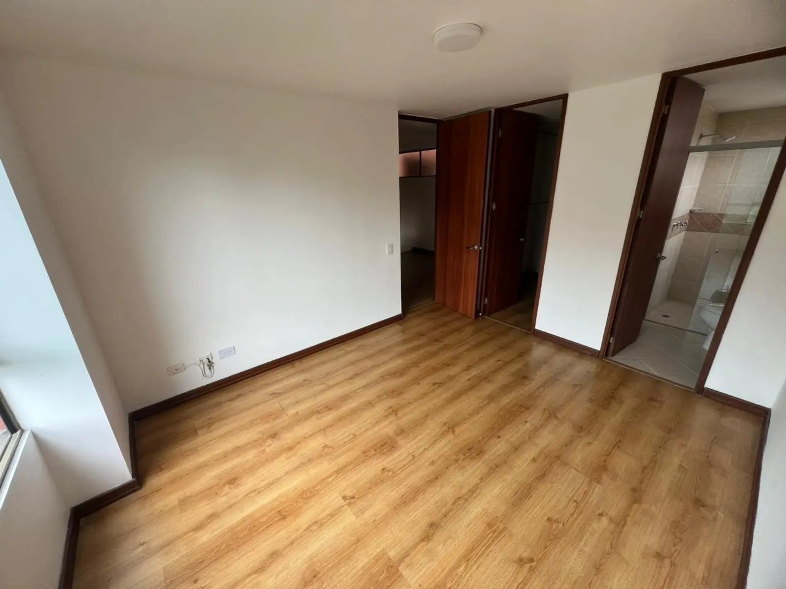Apartamento en arriendo en San Lucas, Medellín · foto 11 de 11