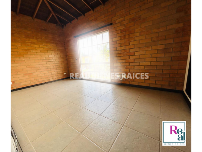 Casa de 3 alcobas en venta en La Ceja, 125 m² · foto 9 de 22