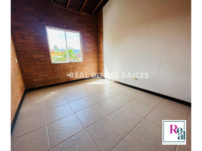 Casa de 3 alcobas en venta en La Ceja, 125 m² · foto 14 de 22