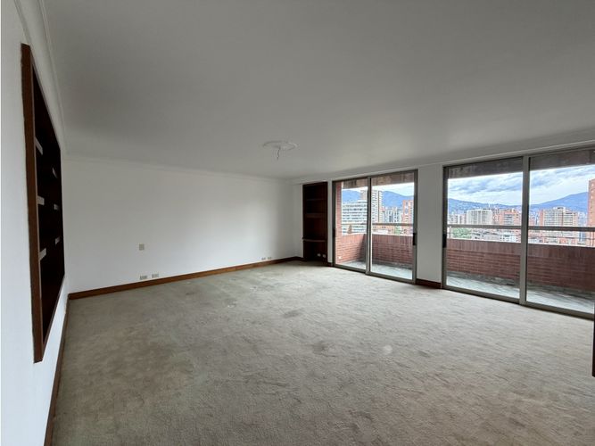 Apartamento de 4 alcobas en venta en La Tomatera, Medellín, 655 m² · foto 15 de 24