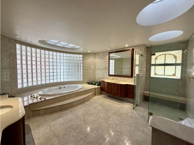 Apartamento de 4 alcobas en venta en La Tomatera, Medellín, 655 m² · foto 18 de 24
