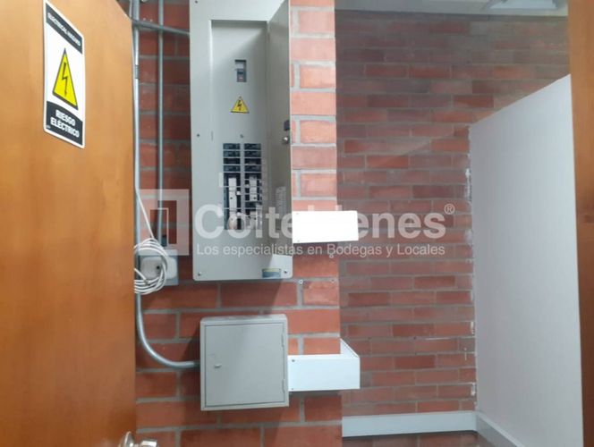 Local en arriendo en El Poblado, Medellín, 3506 m² · foto 6 de 14