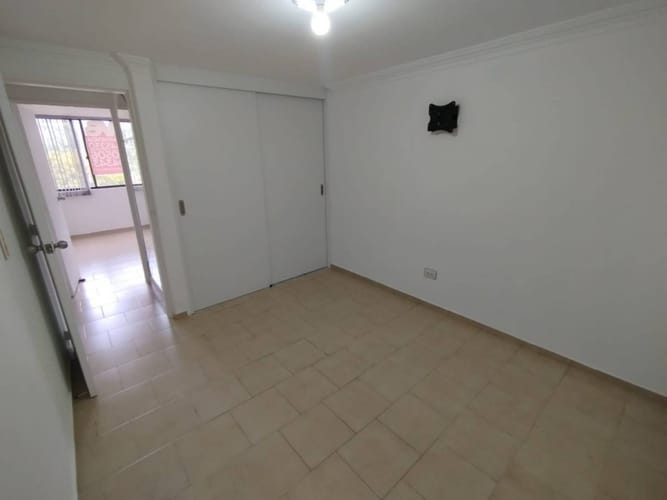 Apartamento de 3 alcobas en arriendo en Laureles, Medellín, 90 m² · foto 8 de 16
