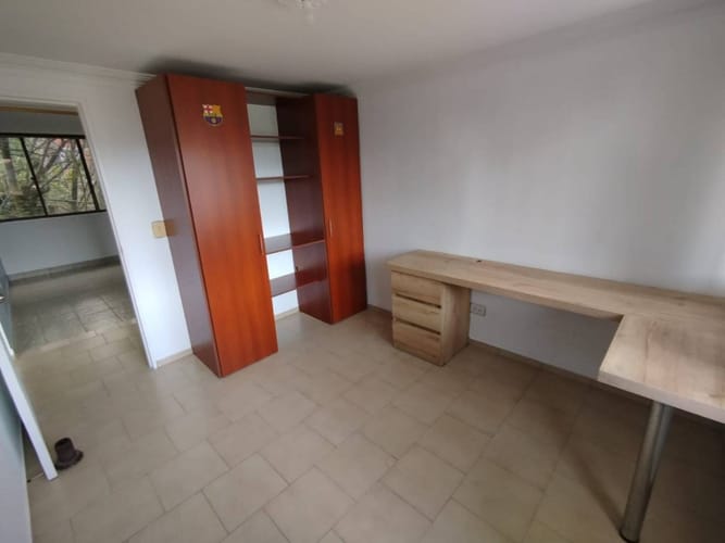 Apartamento de 3 alcobas en arriendo en Laureles, Medellín, 90 m² · foto 10 de 16