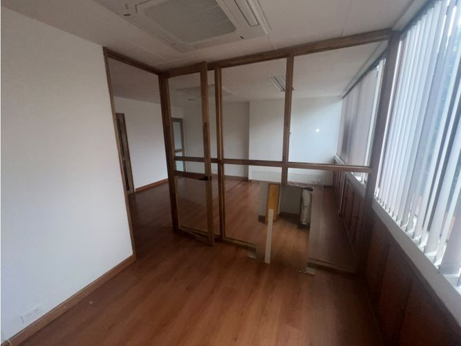 Oficina en arriendo en Noel, Medellín, 38 m² · foto 2 de 7