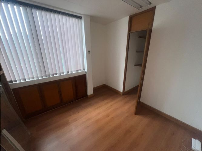 Oficina en arriendo en Noel, Medellín, 38 m² · foto 5 de 7