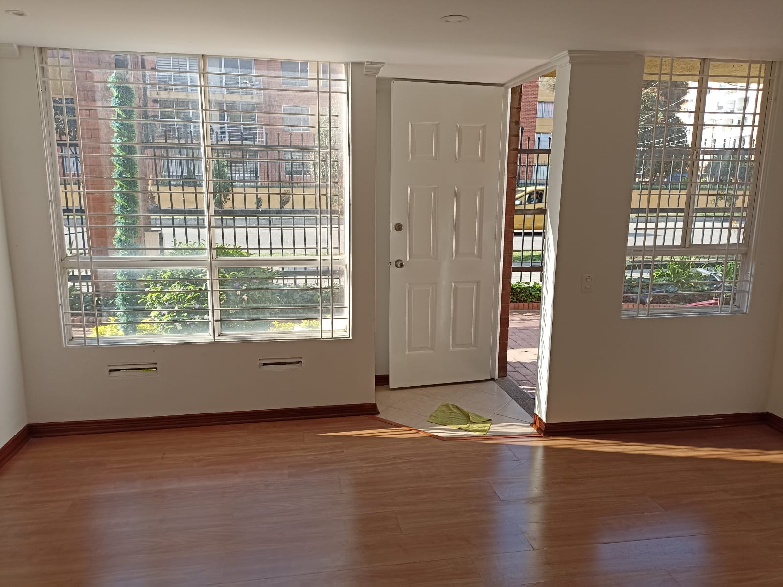 Casa en venta en Hayuelos, Bogotá · foto 2 de 13