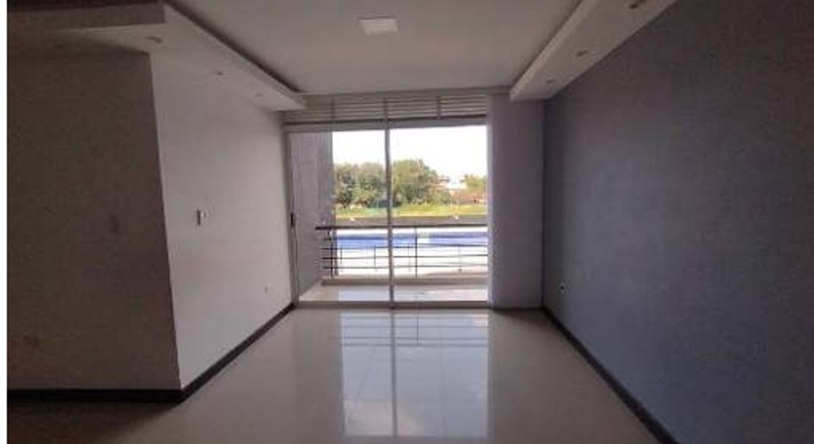 Apartamento de 3 alcobas en venta en Los Portales - Nuevo Rey, Cali, 99 m² · foto 3 de 11