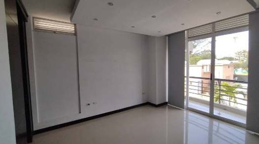 Apartamento de 3 alcobas en venta en Los Portales - Nuevo Rey, Cali, 99 m² · foto 5 de 11