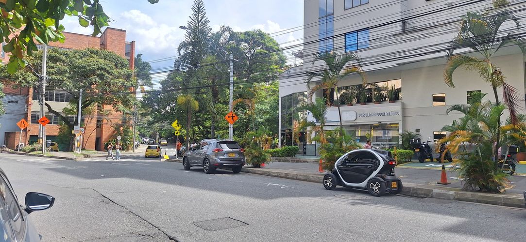 Local en venta en Manila, Medellín, 96 m² · foto 8 de 11