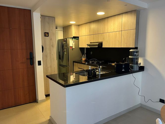 Apartamento de 3 alcobas en venta en La Abadia, Envigado, 81 m² · foto 4 de 24