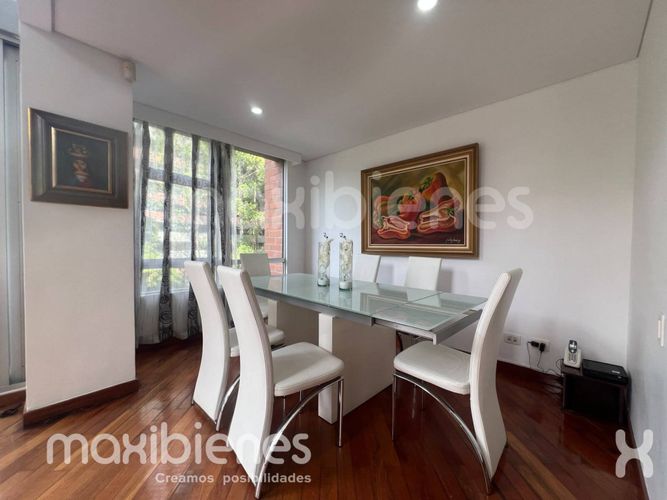 Apartamento de 2 alcobas en arriendo en El Tesoro, Medellín, 158 m² · foto 4 de 24
