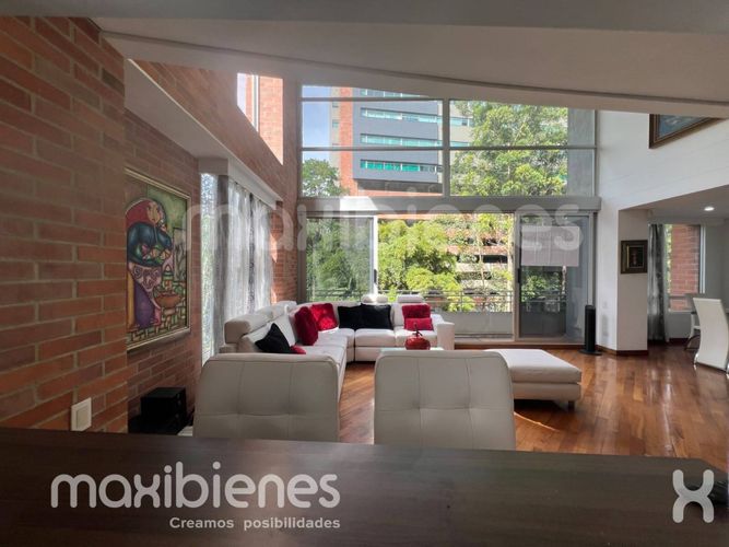 Apartamento de 2 alcobas en arriendo en El Tesoro, Medellín, 158 m² · foto 5 de 24