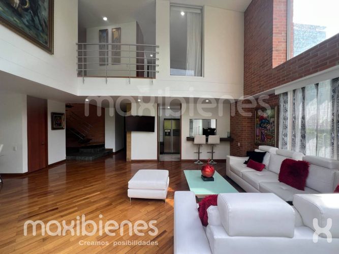 Apartamento de 2 alcobas en arriendo en El Tesoro, Medellín, 158 m² · foto 8 de 24