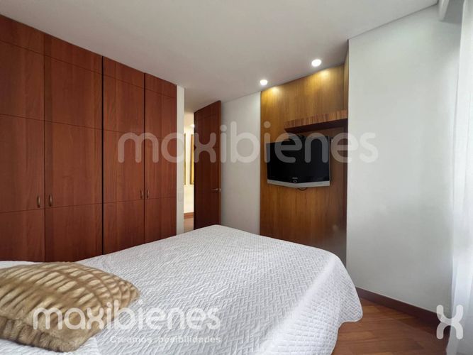Apartamento de 2 alcobas en arriendo en El Tesoro, Medellín, 158 m² · foto 14 de 24