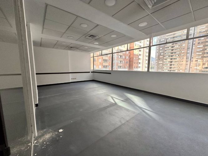 Oficina en arriendo en Ciudad Del Río, Medellín, 507 m² · foto 15 de 16