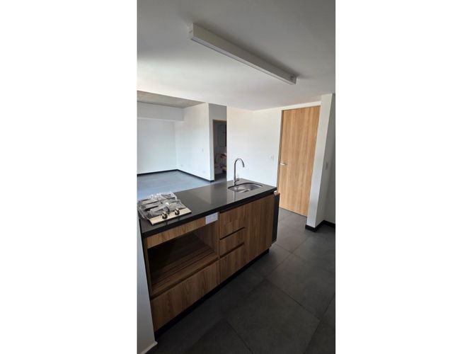Apartaestudio en venta en Boston, Medellín, 39 m² · foto 6 de 6