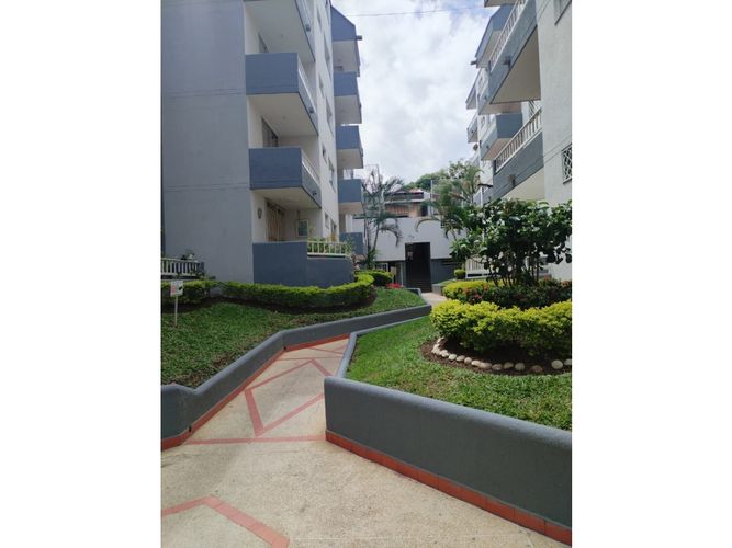 Apartamento de 3 alcobas en venta en Granjas De Provenza, Bucaramanga, 113 m² · foto 6 de 19