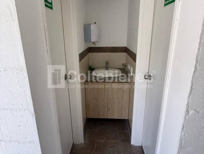 Bodega en arriendo en Toldas, Guarne, 1191 m² · foto 7 de 12
